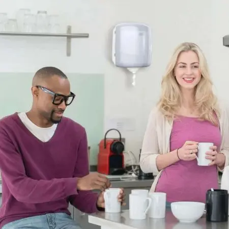 Tork: Диспенсер М4 Reflex для полотенец Reflex ЦВ белый