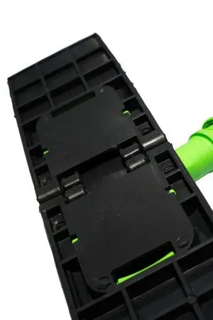 Вик: Держатель мопов 40см под карман пластик серый