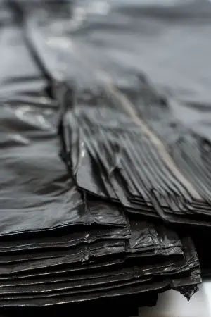 Мешки для мусора: 250л 110х135 ПВД 80мкм со складкой черные