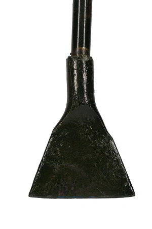 Хозяйственный инвентарь: Ледоруб-топор Б2 кованый наконечник железная ручка, пластиковое навершие